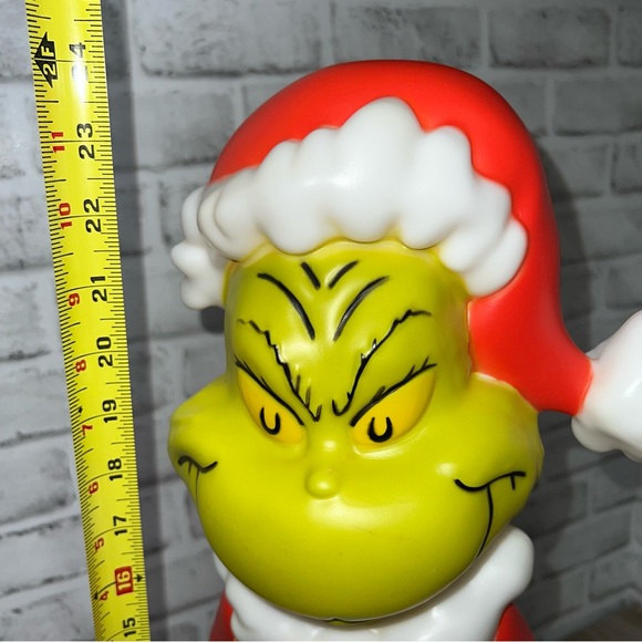 Grinch Christmas Blow Mold W/stocking Gemmy 24” Double Lighted! NEW - Picture 6 of 7